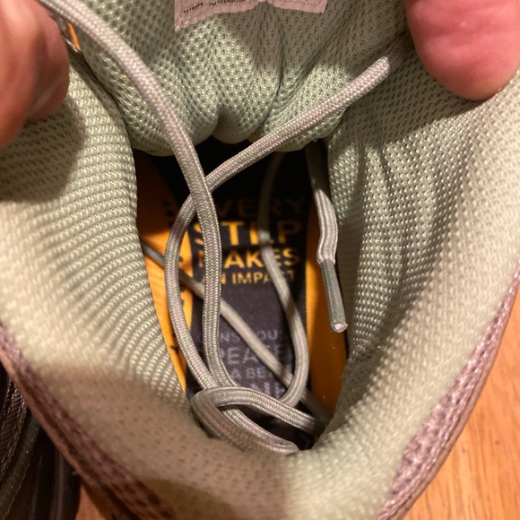 Women's 8 M Keen Targhee III Mid Waterproof Hiking Boots Fumo Brown Quiet Green - Picture 10 of 15